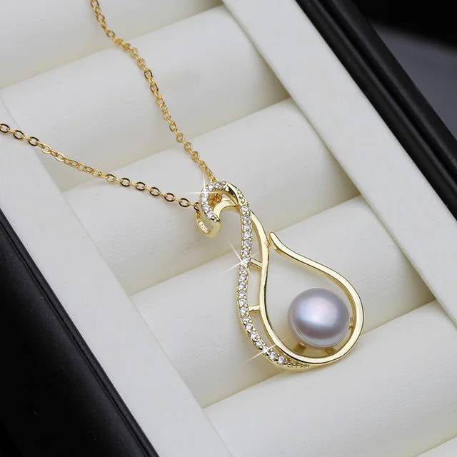 Designer Freshwater Pearl Twirl Simulated Diamond Necklace in Gold-4